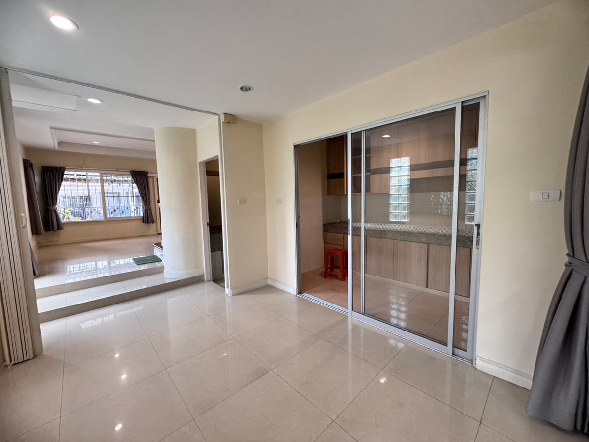 ให้เช่าทาวน์โฮมนวมินทร์ รามอินทรา : ให้เช่าทาวน์โฮม ศุภาลัย นวลจันทร์ พร้อมอยู่ (หลังมุม) ใกล้รถไฟฟ้าสายสีชมพู (N.500)