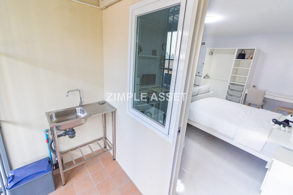 ให้เช่าโชคชัย4 ลาดพร้าว71 : Line ID: @zimple_asset  ที่พักรีโนเวทใหม่ พร้อมเฟอร์ฯใหม่ทุกห้อง ในซ.ลาดพร้าว64 ห้องสวย สะอาด ปลอดภัย เดินทางสะดวก ใกล้รถไฟฟ้าสถานี โชคชัย4 และสามารถทะลุออกถนนสุทธิสารได้