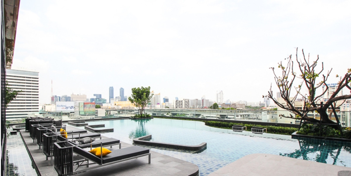 For SaleCondoRama9, Petchburi, RCA : ✨ For Sale: THE BASE Phetchaburi - Thonglor Condo ✨ 💰 Only 3,290,000 THB