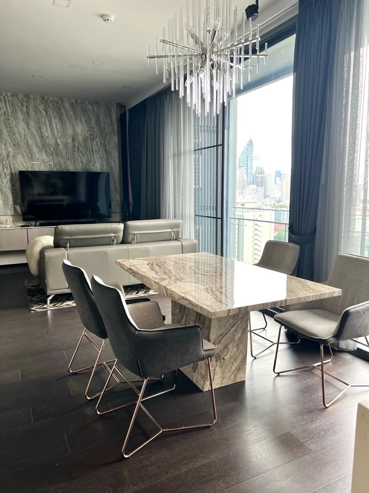 For RentCondoSukhumvit, Asoke, Thonglor : ⭐️For rent Laviq Sukhumvit 57🛋️Fully furnished, beautifully decorated room, near BTS Thonglor