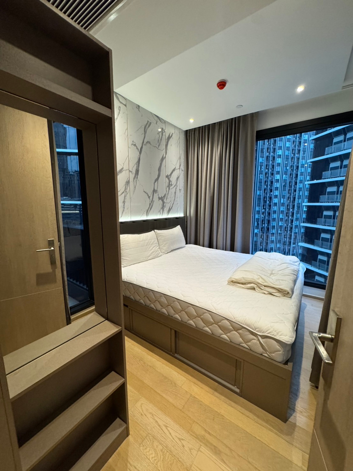 For RentCondoRama9, Petchburi, RCA : For Rent: Ashton Asoke Rama 9, 30,000 THB [TTr251243]