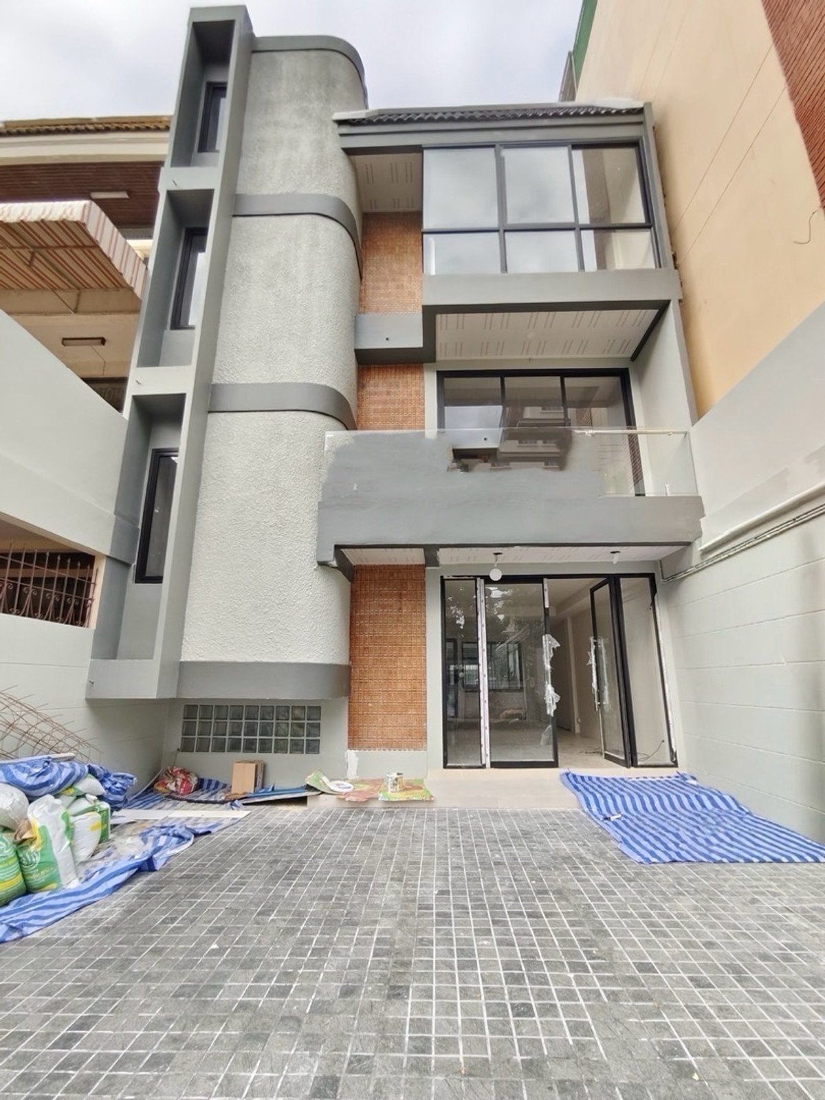 For RentHome OfficeSukhumvit, Asoke, Thonglor : Home office for rent, Thonglor, Ekkamai | For Rent Home Office Production at Thonglor • Ekkamai on Sukhumvit District