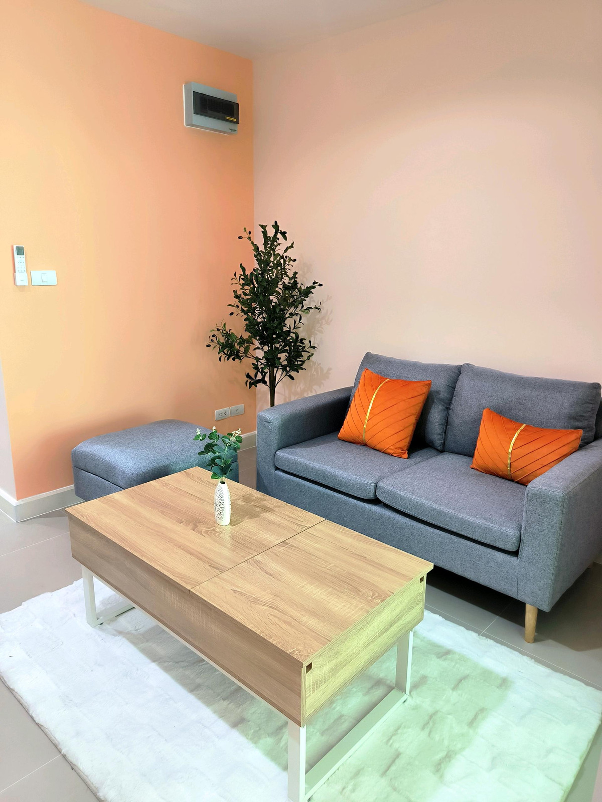 For SaleCondoThaphra, Talat Phlu, Wutthakat : 💥For sale 1.39 million baht💥New remote control condo Decorated and ready to move in Free furniture and all electrical appliances, near BTS, MRT Bang Wa.