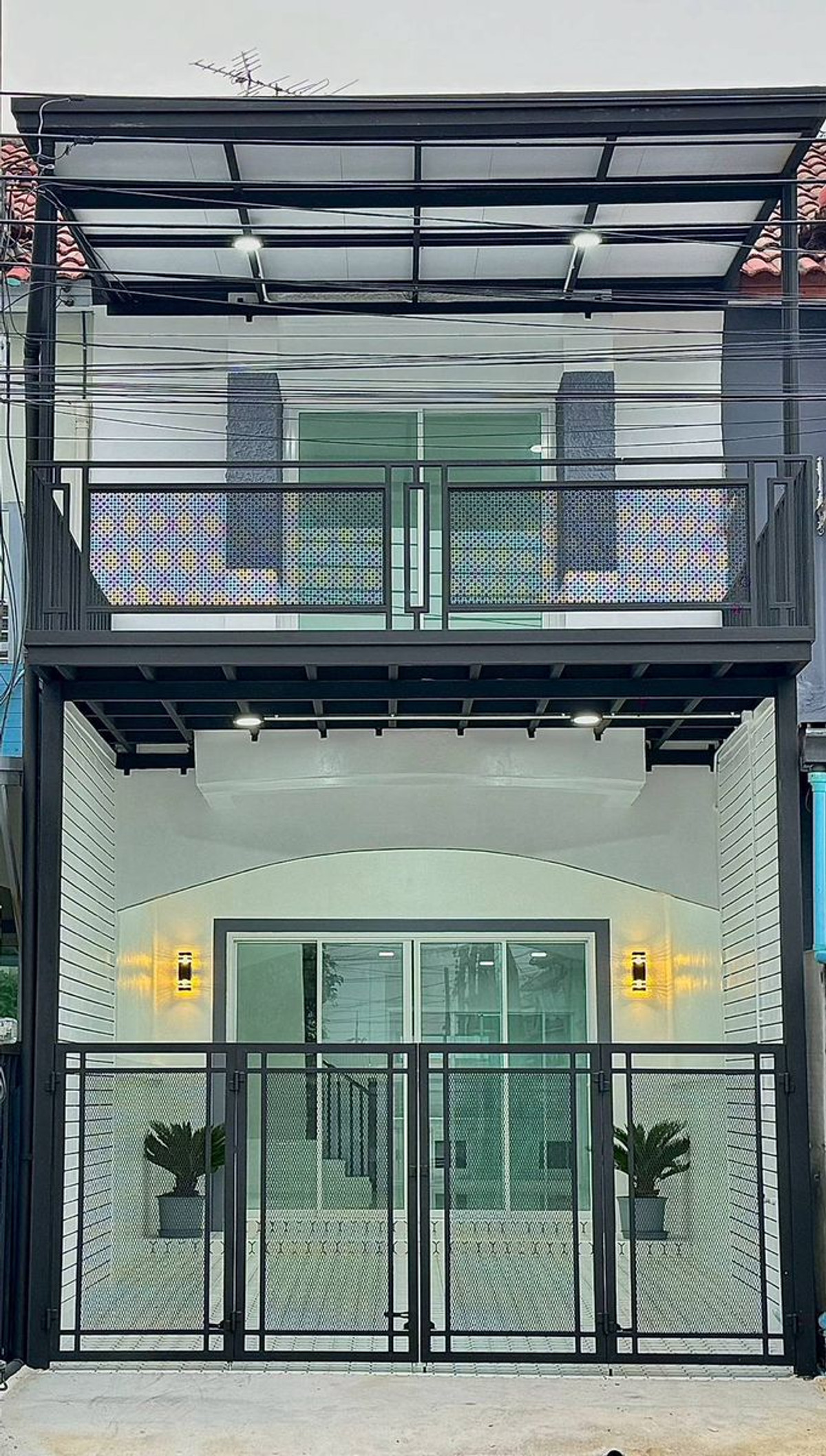 For SaleTownhomeNonthaburi, Bang Yai, Bangbuathong : 2-story townhouse for sale, Piyawararom Village, Phase 1, Ban Kluai - Sai Noi Road, area 18 square meters, 3 bedrooms, Sai Noi Subdistrict, Sai Noi District, Nonthaburi Province.