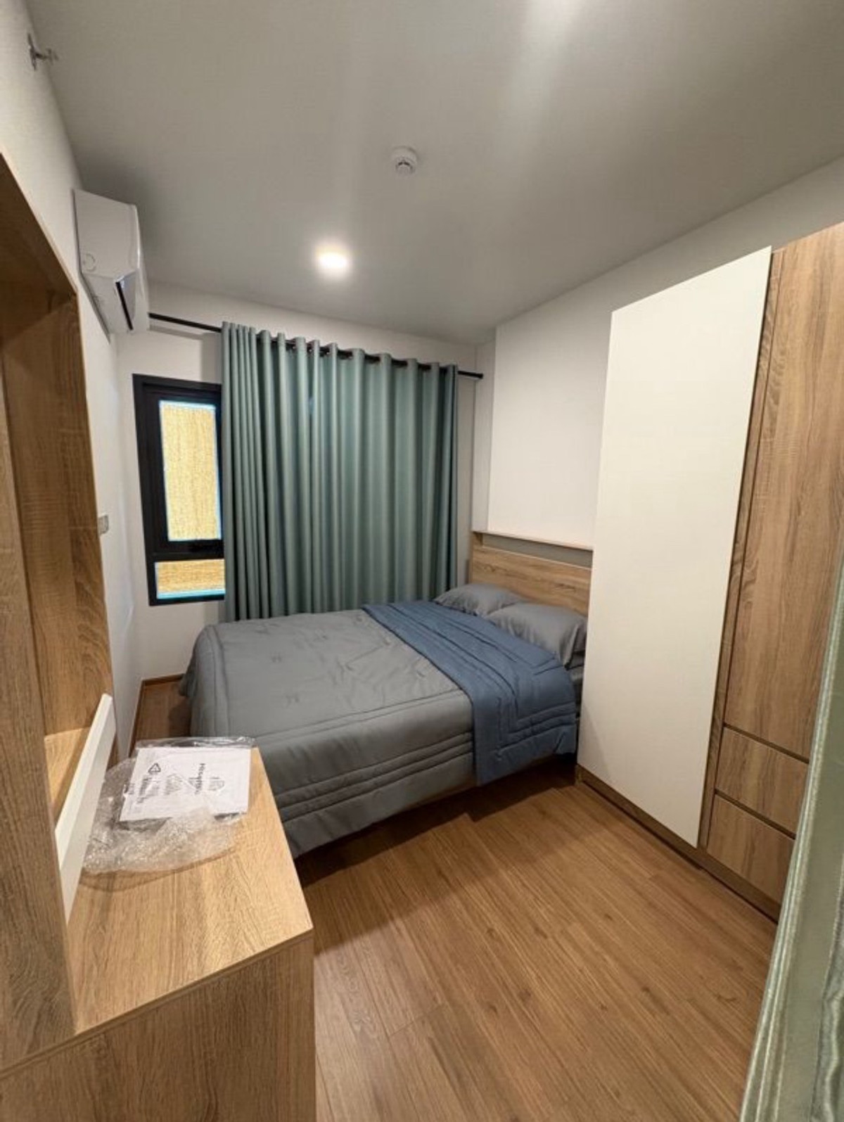 For RentCondoRamkhamhaeng, Hua Mak : For rent The Livin Ramkhamhaeng, brand new room.