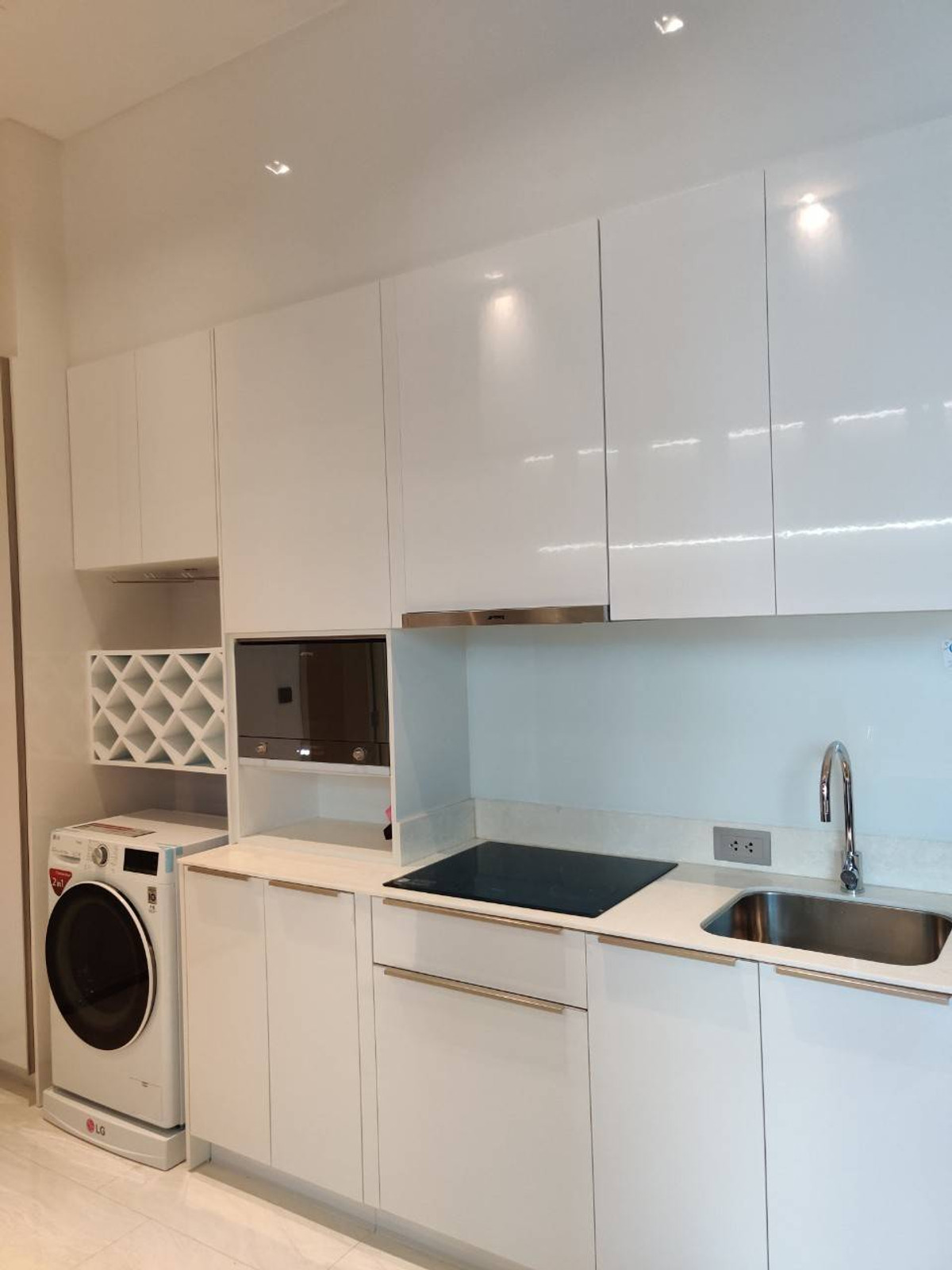 For RentCondoSilom, Saladaeng, Bangrak : Luxury Room 🎄 Ashton Silom 2bed2bath 76 Sqm Fullyfurnish+bathtub Welcome Foreign 60,000-