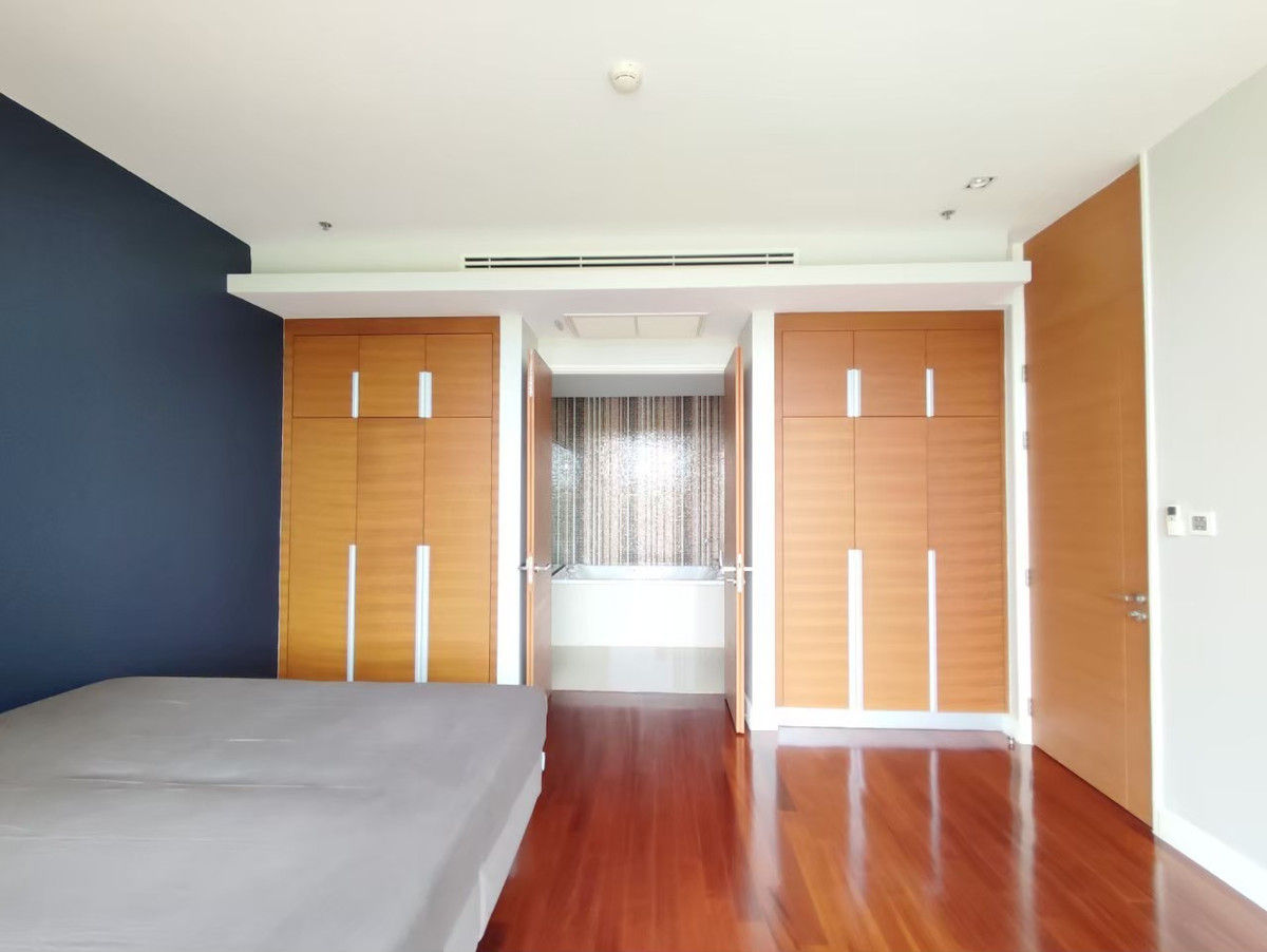 For SaleCondoPattaya, Bangsaen, Chonburi : for sale condo The Cove Condominium  (Pattaya) (S03-2207)