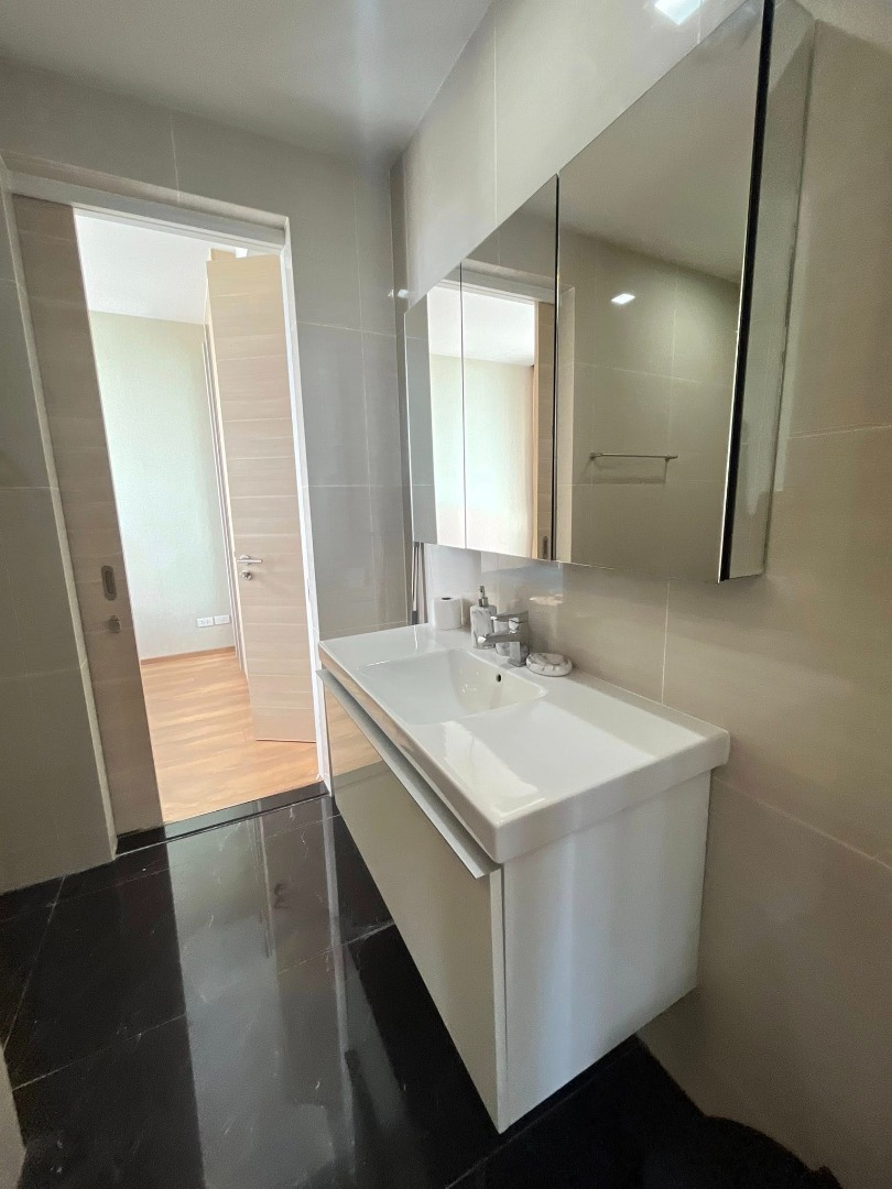 ให้เช่าคอนโดสุขุมวิท อโศก ทองหล่อ : 🔥เช่าด่วน🔥พาร์ค ออริจิ้น พร้อมพงษ์ ใกล้สถานีรถไฟฟ้า BTS พร้อมพงษ์ เฟอร์นิเจอร์ครบ พร้อมเข้าอยู่