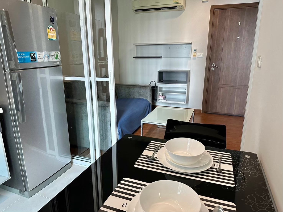 For RentCondoOnnut, Udomsuk : 1 bed 1 bath 30 sqm condo at The Base Sukhumvit 77 for rent 12,500THB per month, Onnut BTS station
