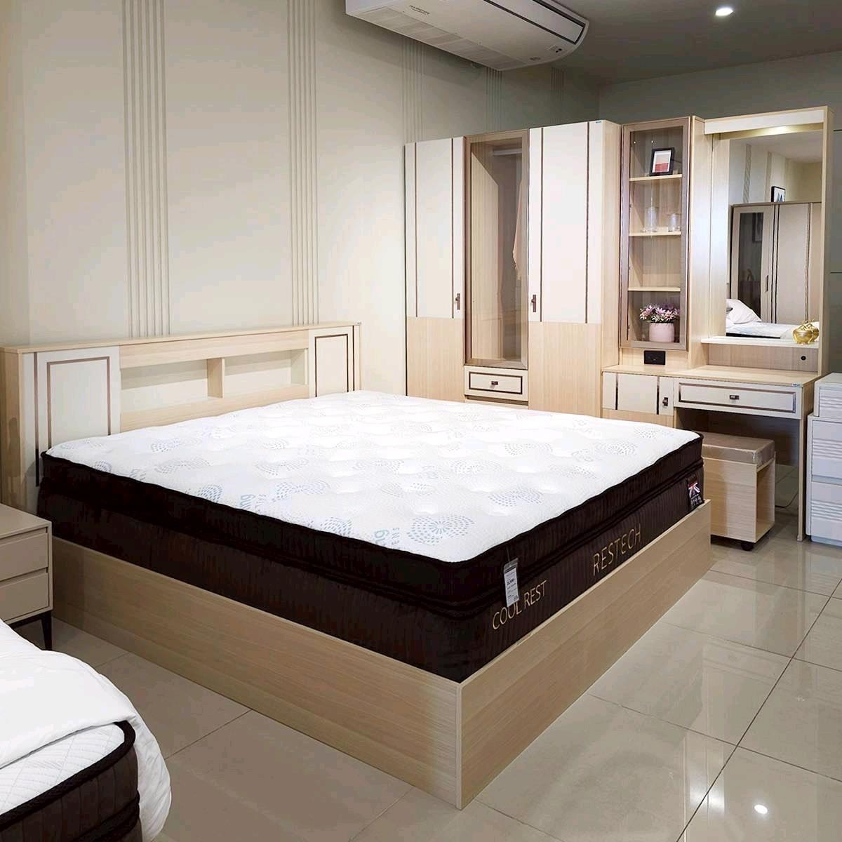 For RentCondoPathum Thani,Rangsit, Thammasat : 🏣Condo for rent 𝗟𝘂𝗺𝗽𝗶𝗻𝗶 𝘁𝗼𝘄𝗻𝘀𝗵𝗶𝗽 Rangsit Khlong 1 🚘Convenient travel near Future Park Rangsit🎡