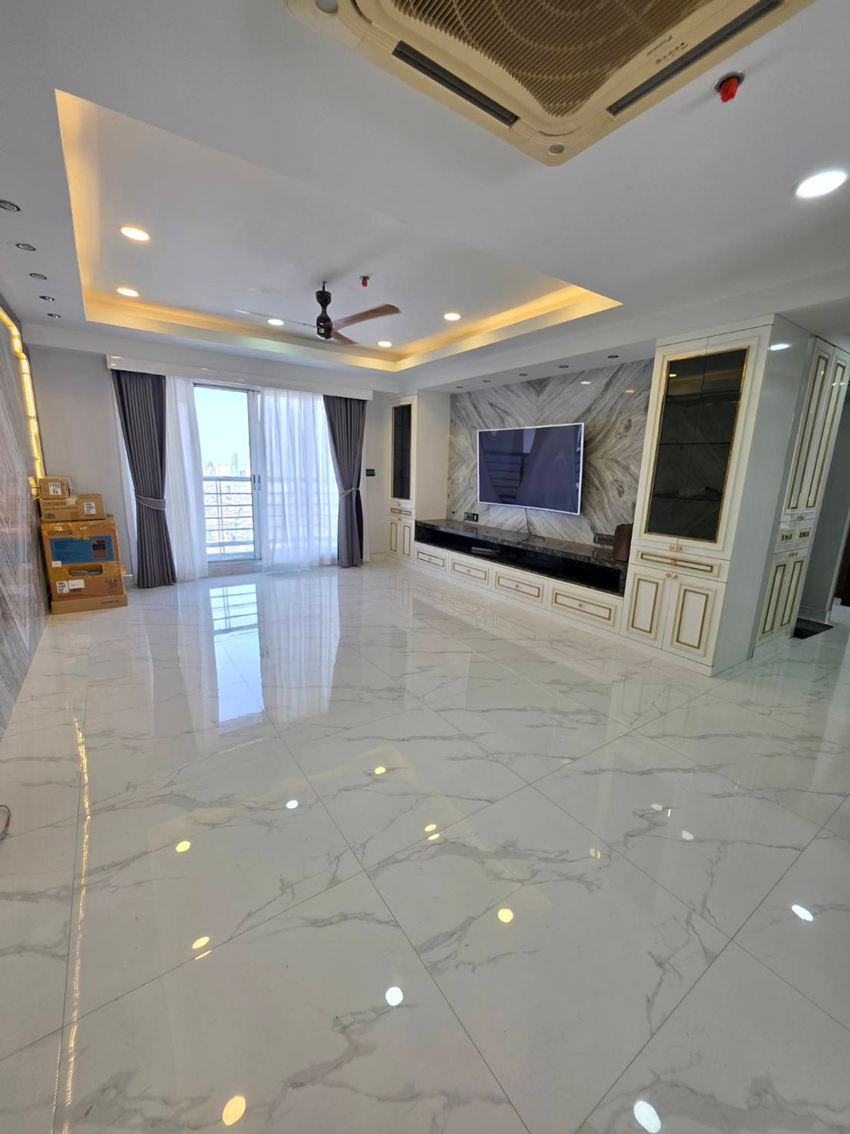 For RentCondoRama3 (Riverside),Satupadit : Renovate a new room  City view and Chao Phraya River view. Watching the fireworks in New Year is very beautiful, close to Central Rama 3, only 450 meters.