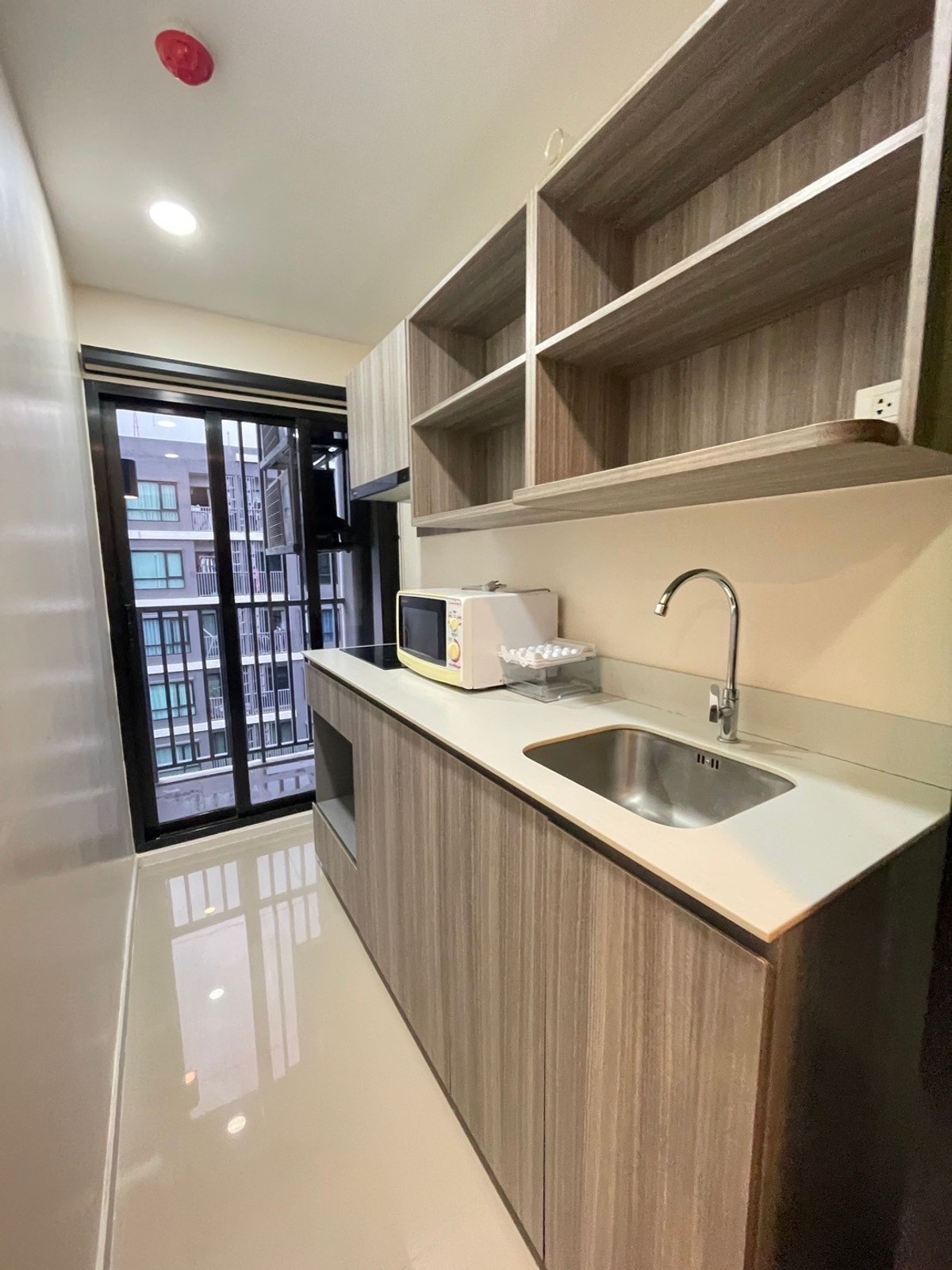 For RentCondoBangna, Bearing, Lasalle : For Rent ✨ The Origin Sukhumvit 105 ✨ Fully furnished with appliances. Near BTS Bearing.