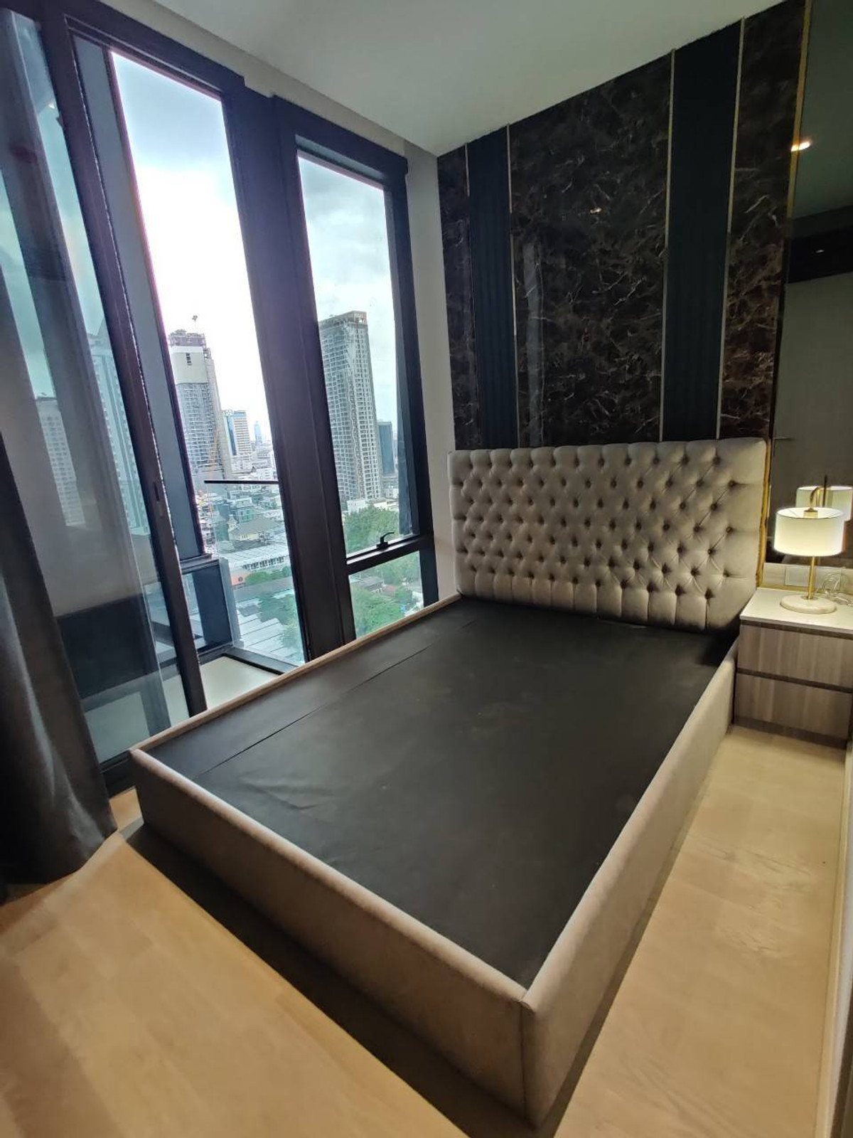 For RentCondoSilom, Saladaeng, Bangrak : Luxury Room 🎄 Ashton Silom 2bed2bath 76 Sqm Fullyfurnish+bathtub Welcome Foreign 60,000-