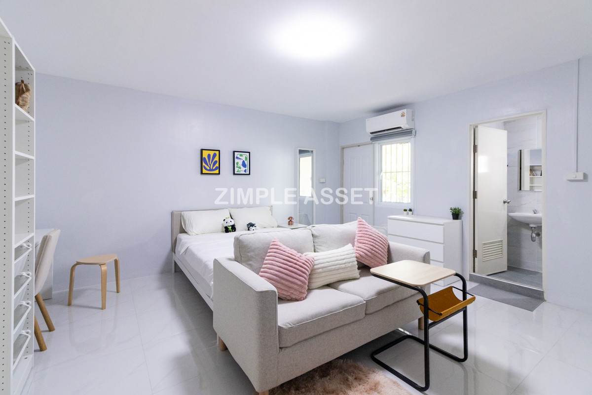 ให้เช่าโชคชัย4 ลาดพร้าว71 : Line ID: @zimple_asset  ที่พักรีโนเวทใหม่ พร้อมเฟอร์ฯใหม่ทุกห้อง ในซ.ลาดพร้าว64 ห้องสวย สะอาด ปลอดภัย เดินทางสะดวก ใกล้รถไฟฟ้าสถานี โชคชัย4 และสามารถทะลุออกถนนสุทธิสารได้