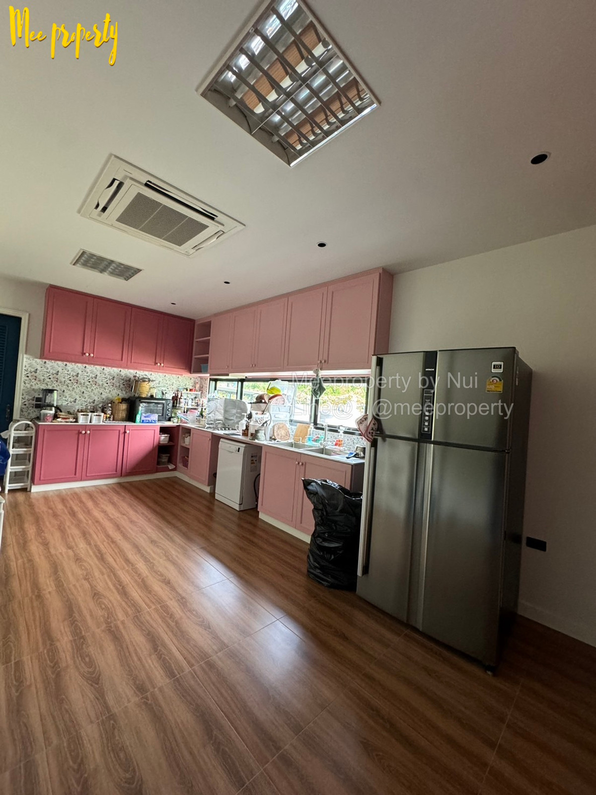 ขายบ้านพัทยา บางแสน ชลบุรี สัตหีบ : 🎉 #ขายบ้านหรูพัทยา #บางละมุง #ชลบุรี  เนื้อที่ 6 ไร่ 1 งาน 72 ตร.ว.🎉ตำบล โป่ง อำเภอบางละมุง ชลบุรี  ME-226