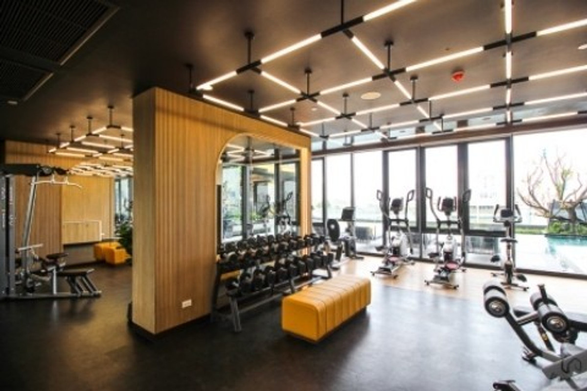 For SaleCondoRama9, Petchburi, RCA : ✨ For Sale: THE BASE Phetchaburi - Thonglor Condo ✨ 💰 Only 3,290,000 THB