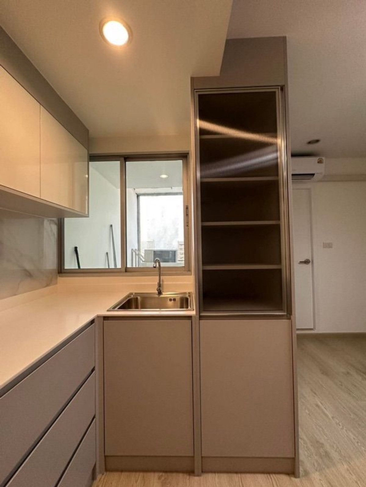 ให้เช่าคอนโดวิภาวดี ดอนเมือง หลักสี่ : ปล่อยเช่า พาร์ค วิว วิภาวดี ห้องสภาพใหม่ - รีโนเวตใหม่ 