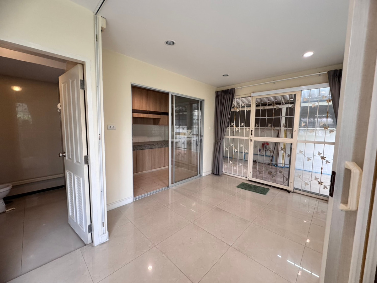 ให้เช่าทาวน์โฮมนวมินทร์ รามอินทรา : ให้เช่าทาวน์โฮม ศุภาลัย นวลจันทร์ พร้อมอยู่ (หลังมุม) ใกล้รถไฟฟ้าสายสีชมพู (N.500)