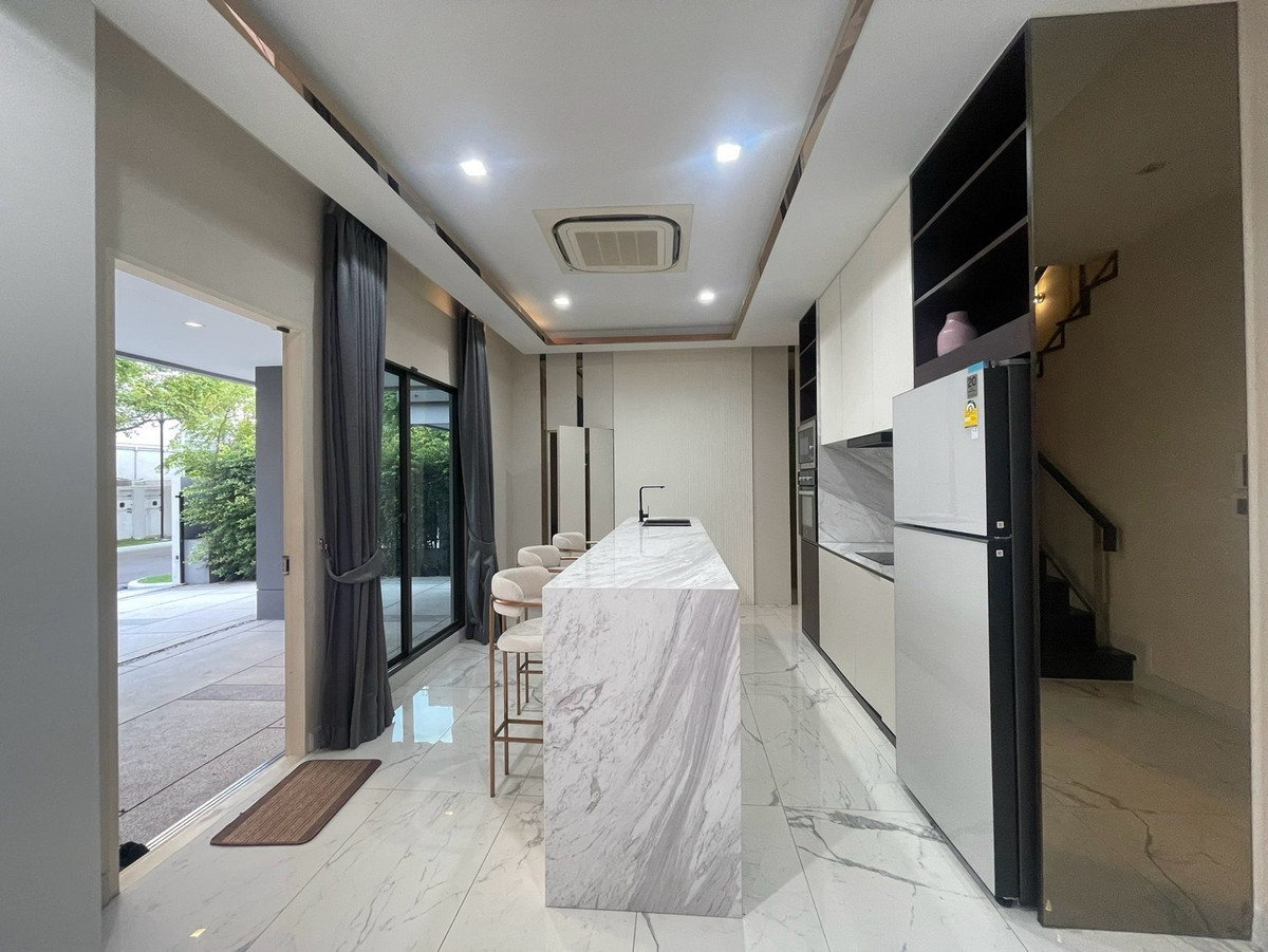 ให้เช่าบ้านลาดพร้าว101 แฮปปี้แลนด์ : 📢🔥 ขาย–ให้เช่า บ้านเดี่ยวหรู 3 ชั้น The Gentry เอกมัย–ลาดพร้าว | ใกล้ทางด่วน ทำเลหายาก ใจกลางเมือง