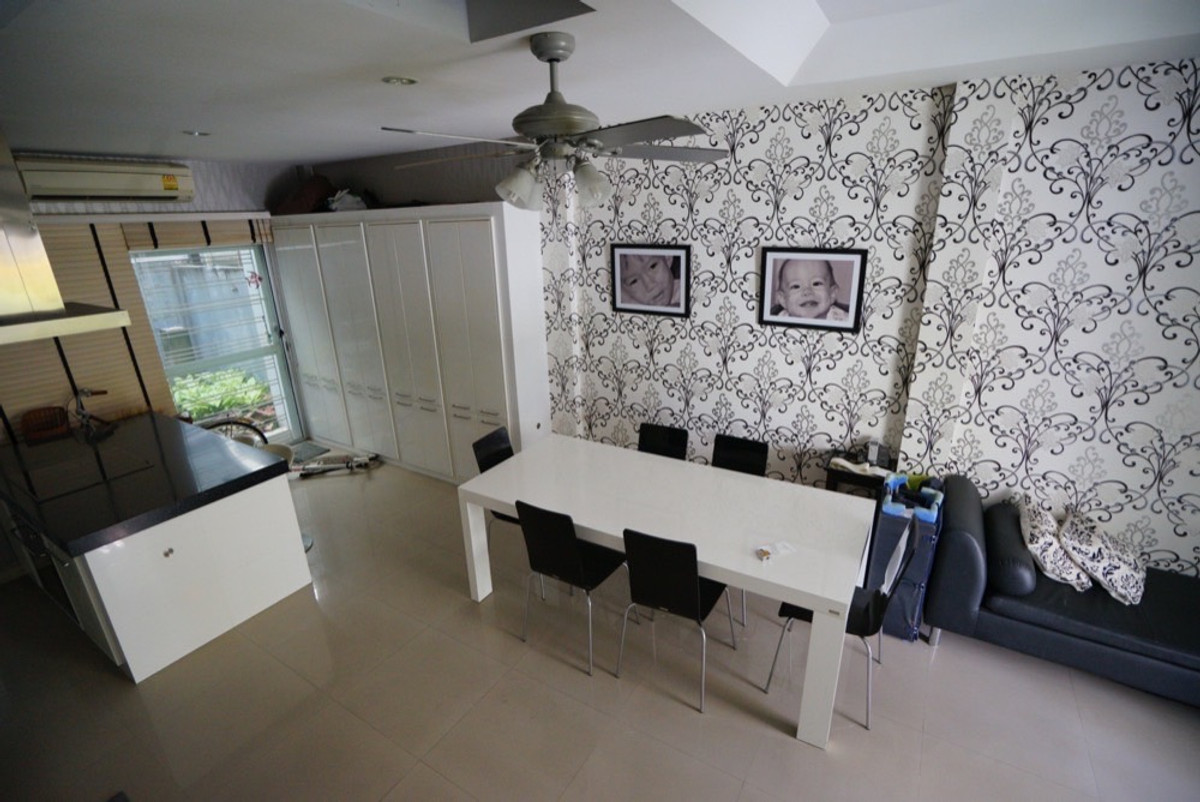 ให้เช่าทาวน์โฮมพัฒนาการ ศรีนครินทร์ : M1526 ให้เช่า บ้านกลางเมือง เออร์บาเนี่ยน ศรีนครินทร์