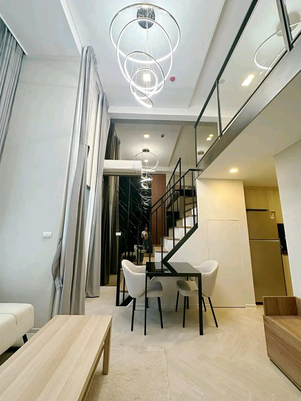 ให้เช่าคอนโดอ่อนนุช อุดมสุข : 📍📍Duplex  1 Bedroom on Super High Floor 36@Onnut