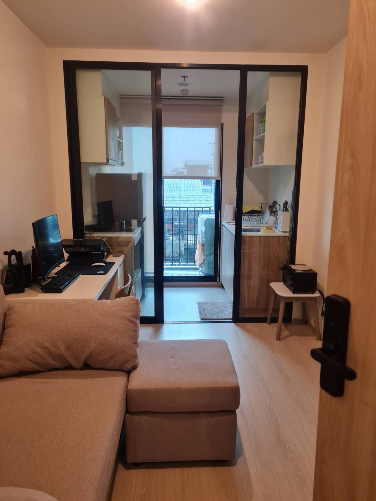 ขายคอนโดปิ่นเกล้า จรัญสนิทวงศ์ : ขายคอนโด Nue Noble ไฟฉาย–วังหลัง แต่งสวย คอนโดใหม่ ติด MRT ไฟฉาย ห้องสวย เฟอร์นิเจอร์และเครื่องใช้ไฟฟ้าครบ พร้อมเข้าอยู่ เจ้าของขายเอง