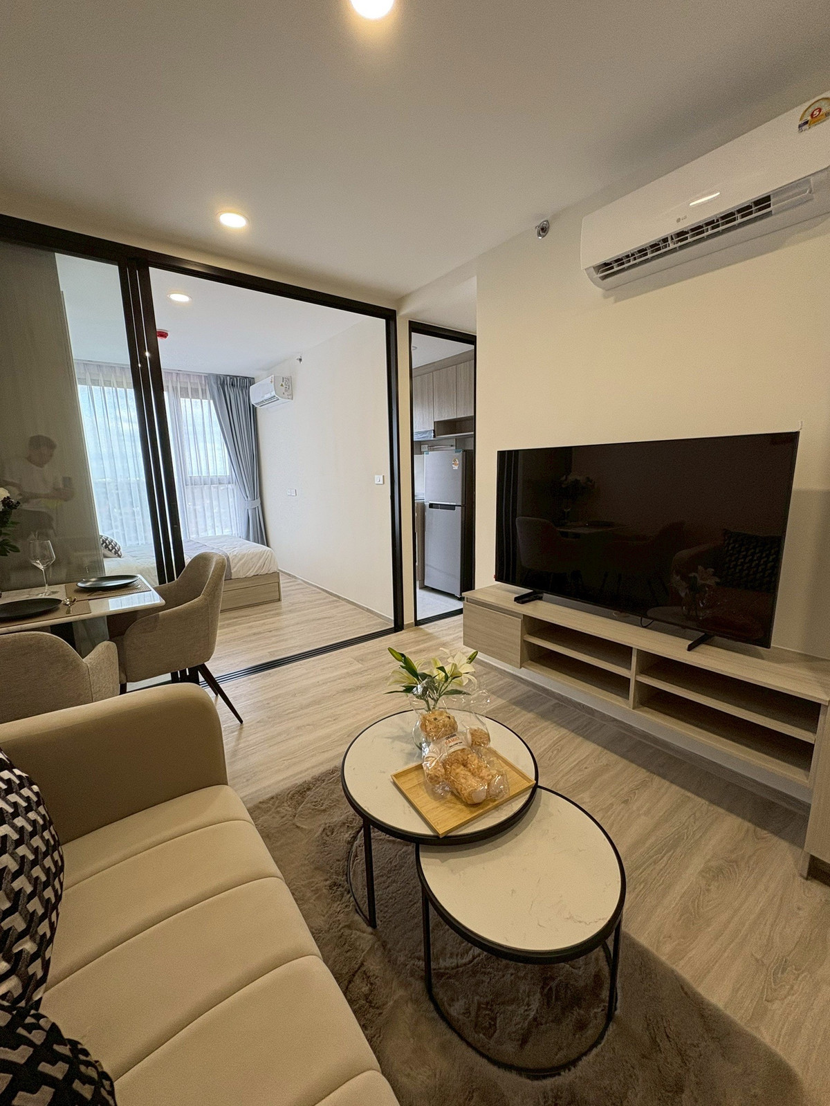 ขายคอนโดสมุทรปราการ สำโรง : 🏙️ ✨คอนโดใหม่ แต่งครบ พร้อมเข้าอยู่! ใกล้ Jas Urban ✨🏙️