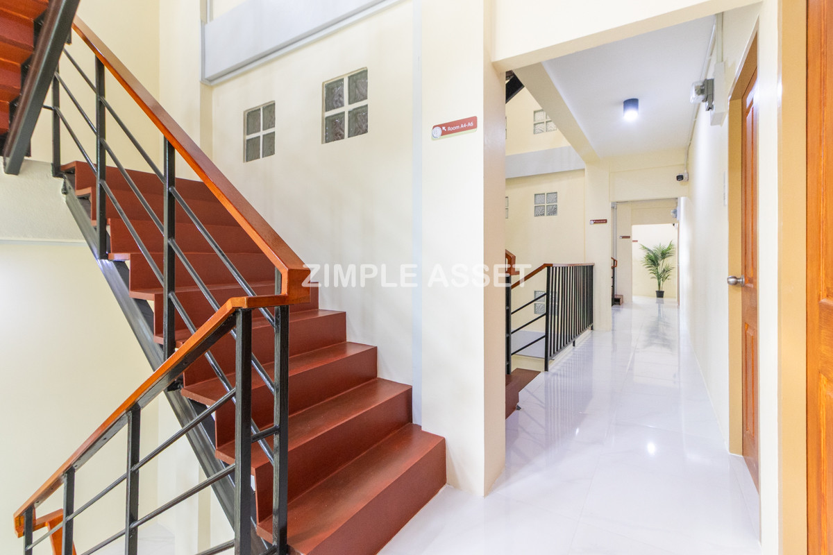 ให้เช่าโชคชัย4 ลาดพร้าว71 : Line ID: @zimple_asset  ที่พักรีโนเวทใหม่ พร้อมเฟอร์ฯใหม่ทุกห้อง ในซ.ลาดพร้าว64 ห้องสวย สะอาด ปลอดภัย เดินทางสะดวก ใกล้รถไฟฟ้าสถานี โชคชัย4 และสามารถทะลุออกถนนสุทธิสารได้