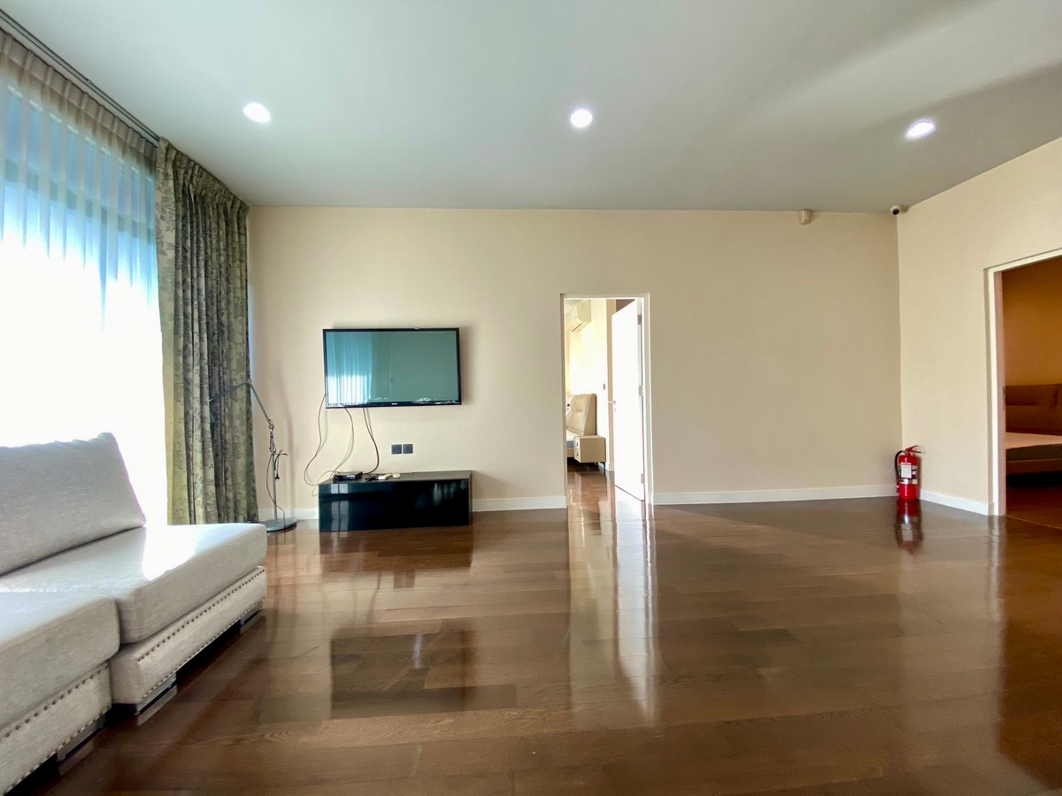 For RentHousePattanakan, Srinakarin : For Rent | Ultra-Luxury Detached Home at Setthasiri Krungthep Kreetha (corner unit) Largest House Type | Fully Furnished | Pet Friendly | Near Brighton College Bangkok