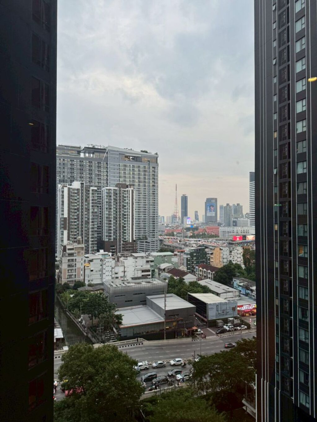 ให้เช่าคอนโดพระราม 9 เพชรบุรีตัดใหม่ RCA : ให้เช่า แอชตัน อโศก-พระราม 9 เลขที่ 469/402