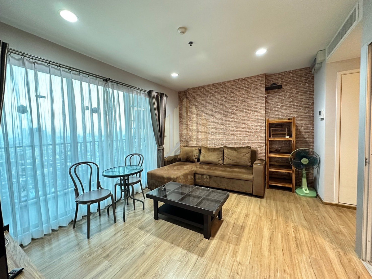 ให้เช่าคอนโดสาทร นราธิวาส : เช่าด่วน คอนโด 2 นอน 2 น้ำ แอร์ทุกห้อง สะดวกสบายสุดๆ ห้องใหญ่ เดินทางง่าย หาของกินสะดวก 0896620022