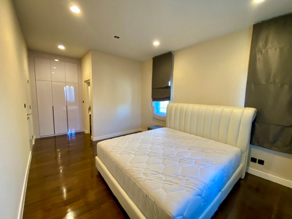 For RentHousePattanakan, Srinakarin : For Rent | Ultra-Luxury Detached Home at Setthasiri Krungthep Kreetha (corner unit) Largest House Type | Fully Furnished | Pet Friendly | Near Brighton College Bangkok