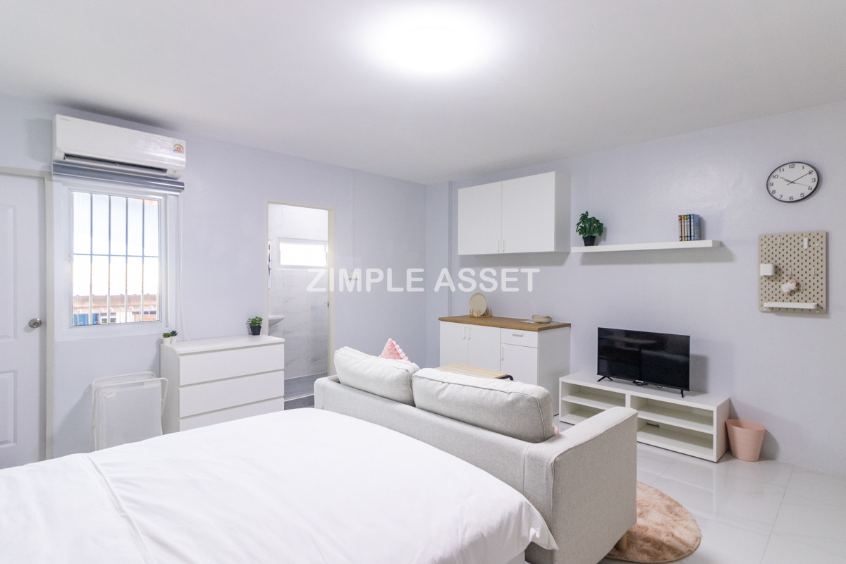 ให้เช่าโชคชัย4 ลาดพร้าว71 : Line ID: @zimple_asset  ที่พักรีโนเวทใหม่ พร้อมเฟอร์ฯใหม่ทุกห้อง ในซ.ลาดพร้าว64 ห้องสวย สะอาด ปลอดภัย เดินทางสะดวก ใกล้รถไฟฟ้าสถานี โชคชัย4 และสามารถทะลุออกถนนสุทธิสารได้