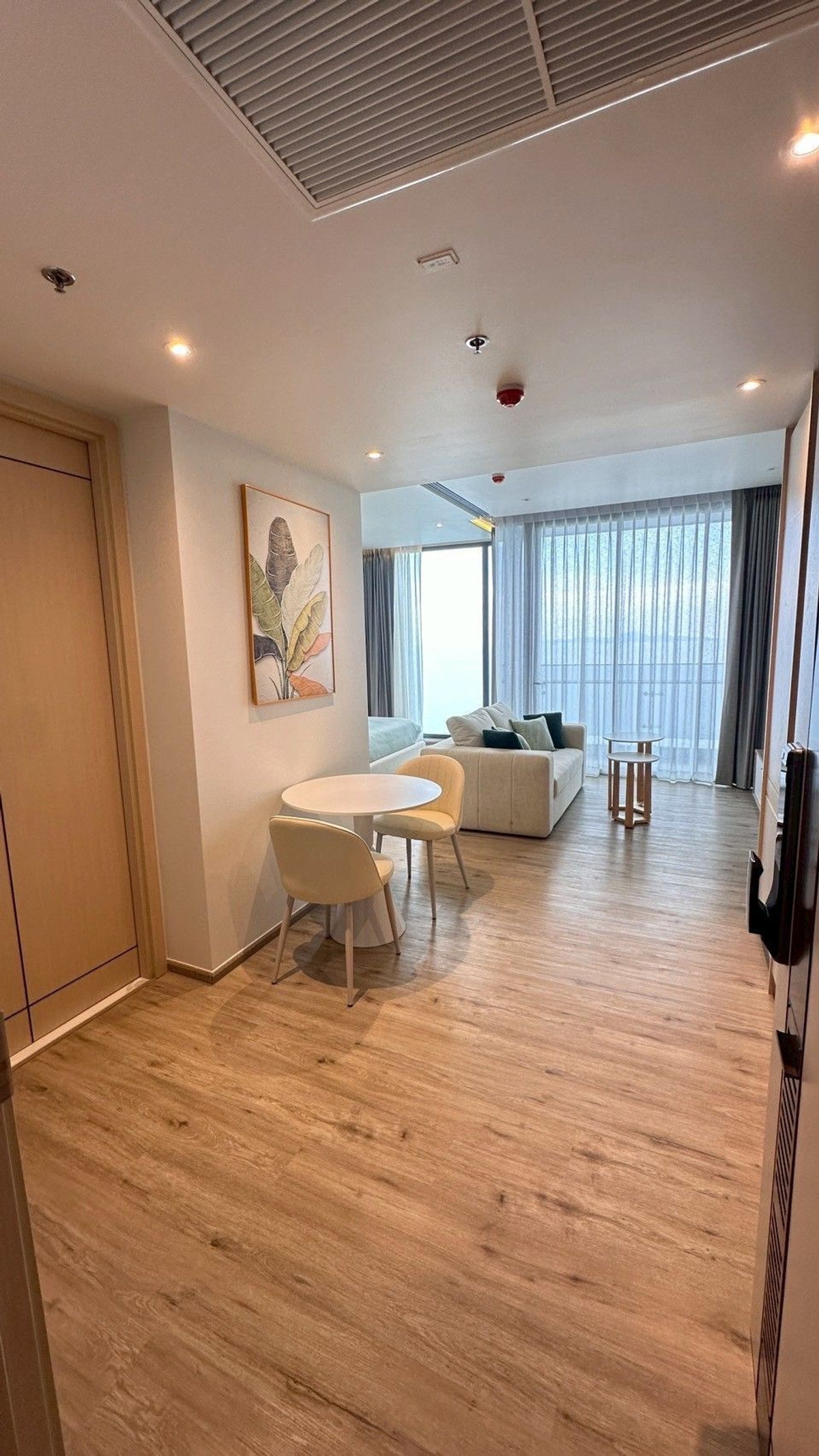 ให้เช่าคอนโดพัทยา บางแสน ชลบุรี สัตหีบ : for rent Condo Arom wongamat beach 1 Bed 45.45 Sq.m (S03-2215) 