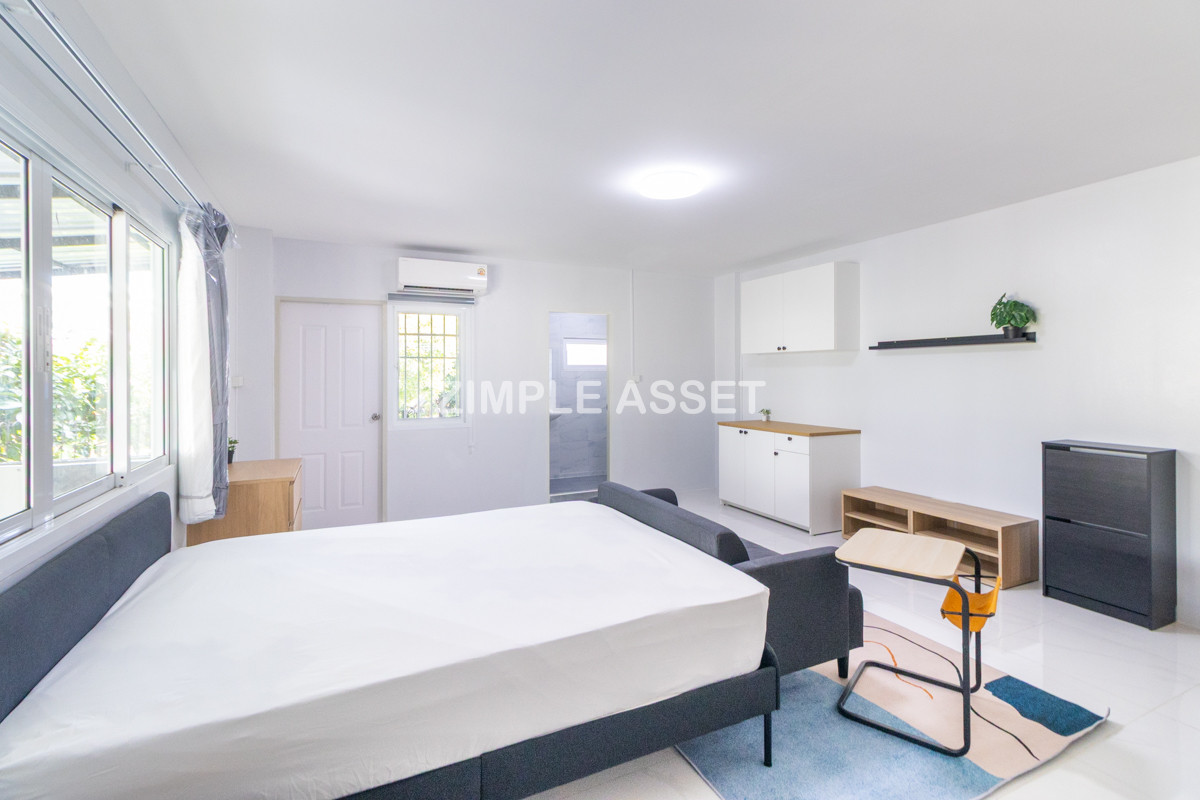 ให้เช่าโชคชัย4 ลาดพร้าว71 : Line ID: @zimple_asset  ที่พักรีโนเวทใหม่ พร้อมเฟอร์ฯใหม่ทุกห้อง ในซ.ลาดพร้าว64 ห้องสวย สะอาด ปลอดภัย เดินทางสะดวก ใกล้รถไฟฟ้าสถานี โชคชัย4 และสามารถทะลุออกถนนสุทธิสารได้