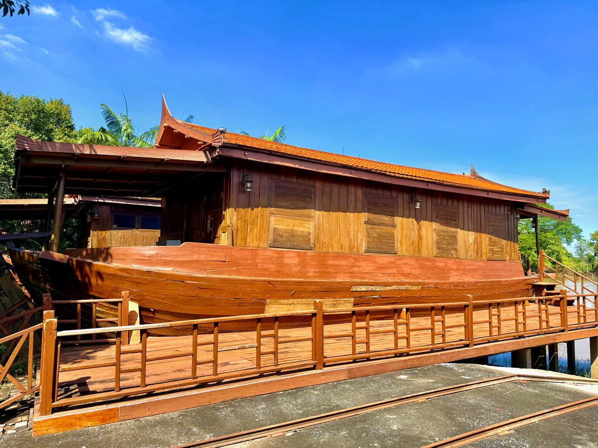 ให้เช่าบ้านอยุธยา : ให้เช่า บ้านทรงไทยริมแม่น้ำเจ้าพระยา อ.เมือง อยุธยา