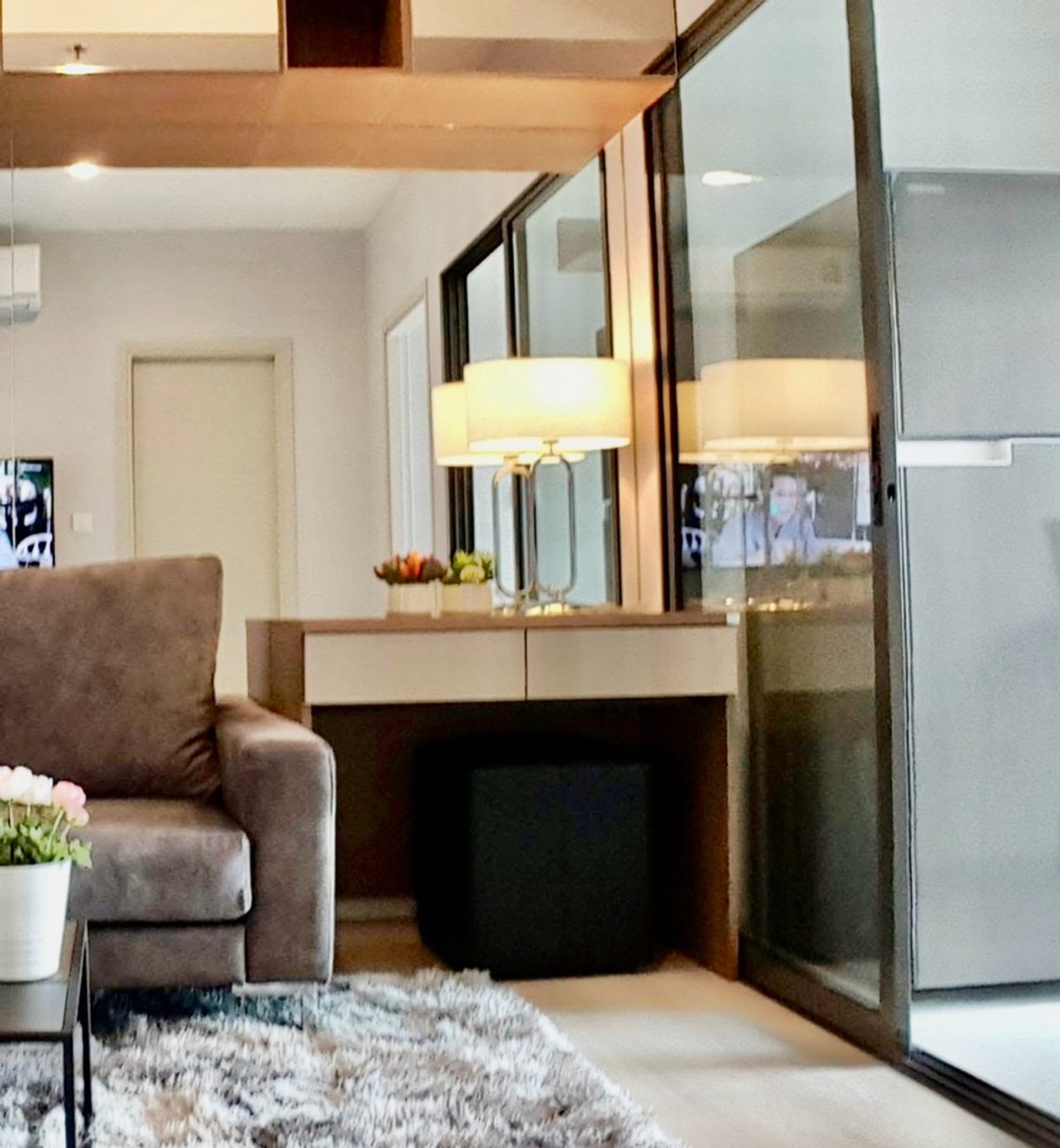 For RentCondoOnnut, Udomsuk : Life Sukhumvit 48 Prime Location near BTS Phra Khanong Modern city living in a convenient Sukhumvit location