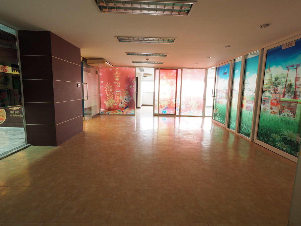 ให้เช่าคอนโดสีลม ศาลาแดง บางรัก : ให้เช่าออฟฟิศ 1 ห้องน้ำ ITF Silom Palace (ไอทีเอฟ สีลม พาเลส)