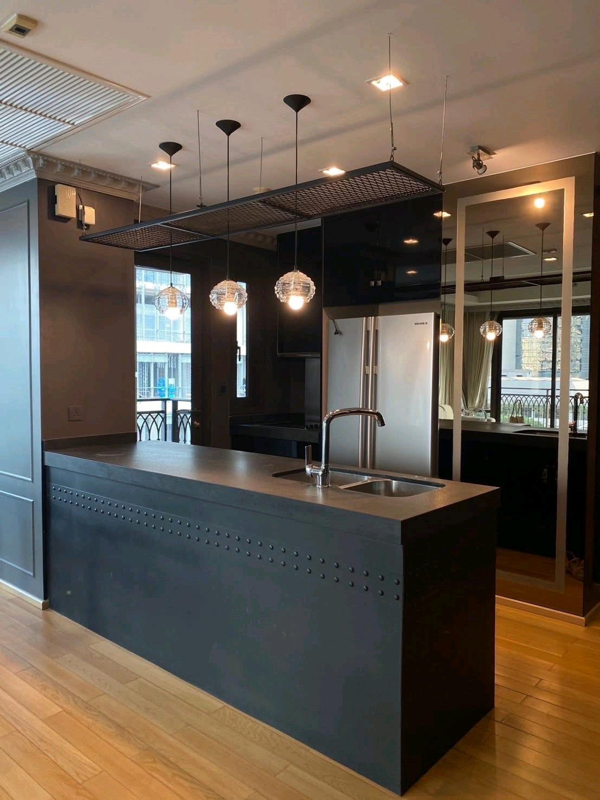 ให้เช่าคอนโดวิทยุ ชิดลม หลังสวน : 📌For RENT เช่า | Prive by Sansiri - 1BR 2BT (104 sqm) 60,000 THB