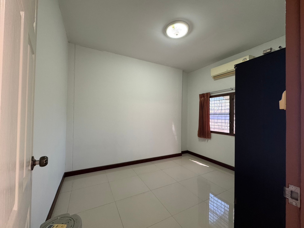 ขายบ้านพัทยา บางแสน ชลบุรี สัตหีบ : บ้านเดี่ยว ใกล้โรงพยาบาลพนัสนิคม ราคาถูกกว่าข้างเคียง