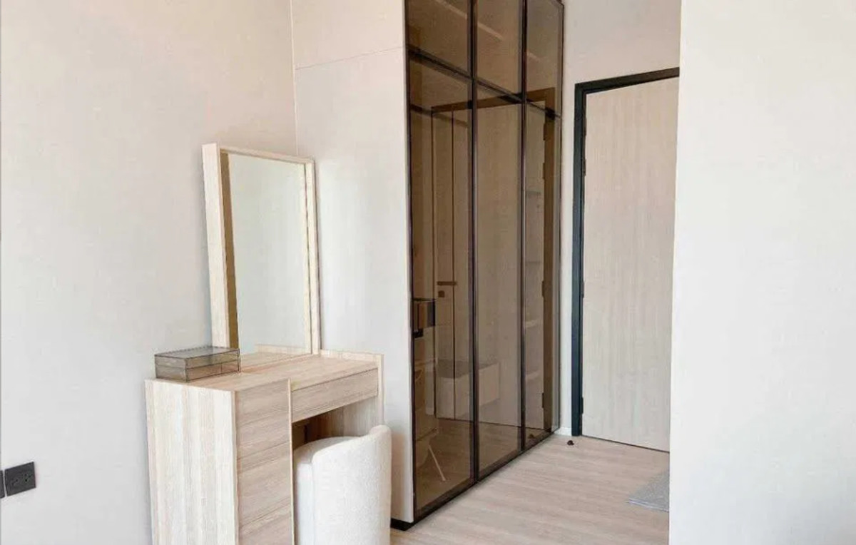 ให้เช่าคอนโดราชเทวี พญาไท : The Room Phayathai 70 sq.m. Please add LINE ID @806qphgn o8415o5483 