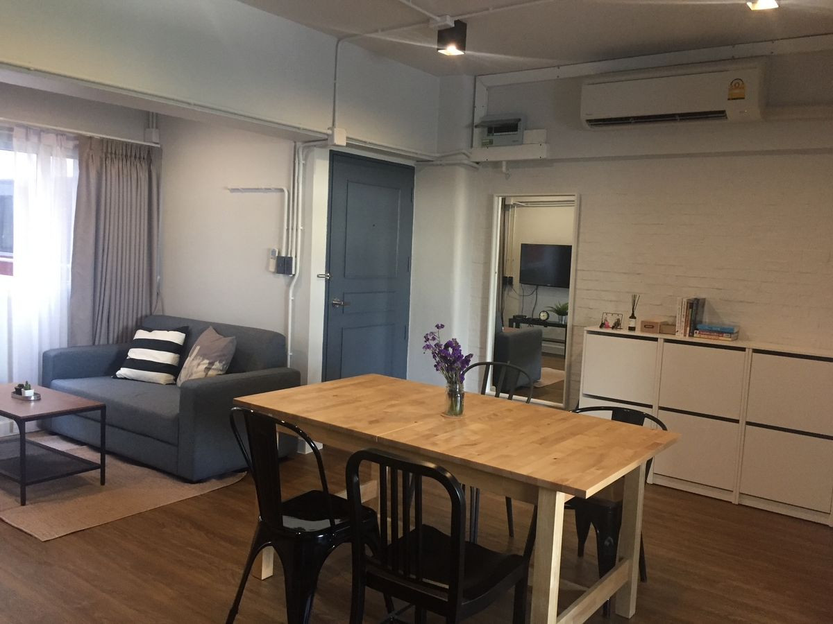 For RentCondoSiam Paragon ,Chulalongkorn,Samyan : Pathumwan Place【𝐑𝐄𝐍𝐓】🔥A relaxing corner with a simple yet elegant design, not at all lazy.🔥 Contact Line ID: @hacondo