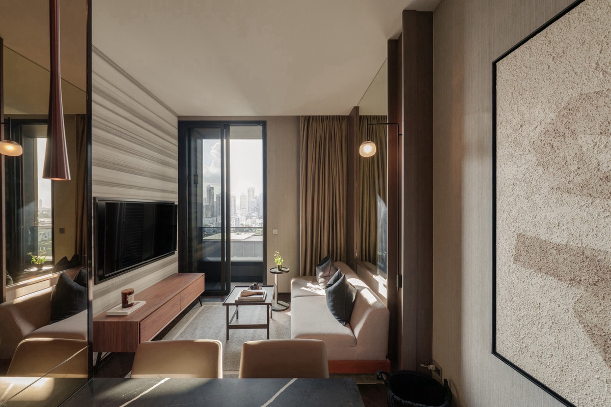 ให้เช่าคอนโดสุขุมวิท อโศก ทองหล่อ : Newly Decorated