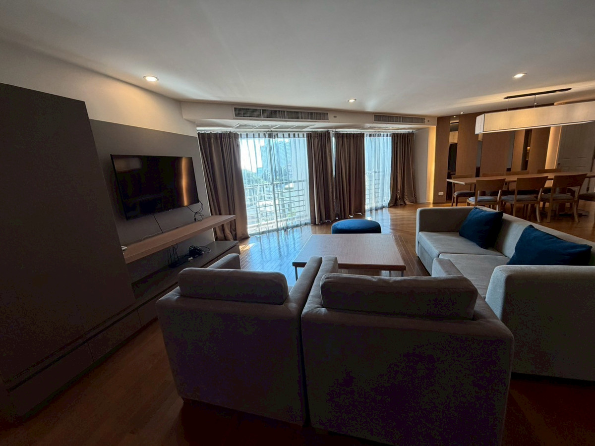 For RentCondoRama3 (Riverside),Satupadit : LTH13985 – Condo for Rent | Bangkok Garden Apartments | 240 sqm | 3+1 Beds 4 Baths | Near BTS Chong Nonsi | 95K/Month | Condo for rent Bangkok Garden Apartments