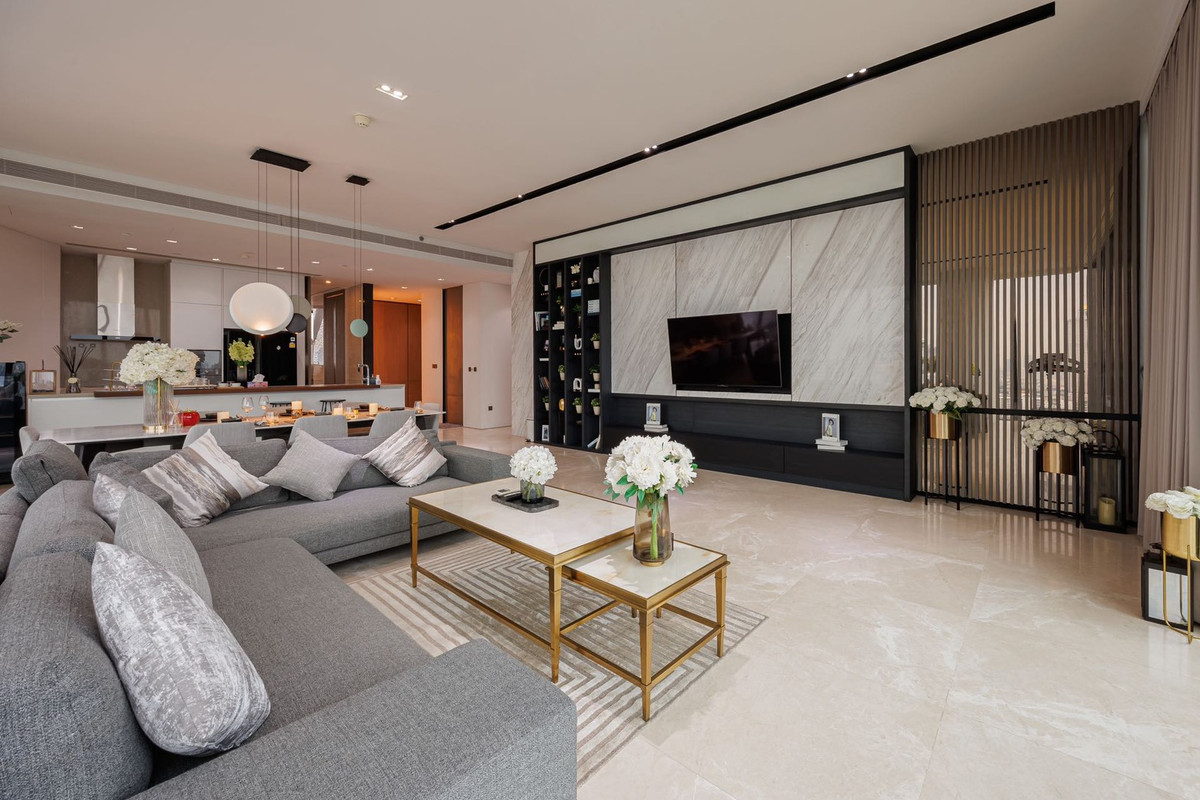 For RentCondoWongwianyai, Charoennakor : Condo for rent Banyan Tree Residence Monthly 320,000 thb.