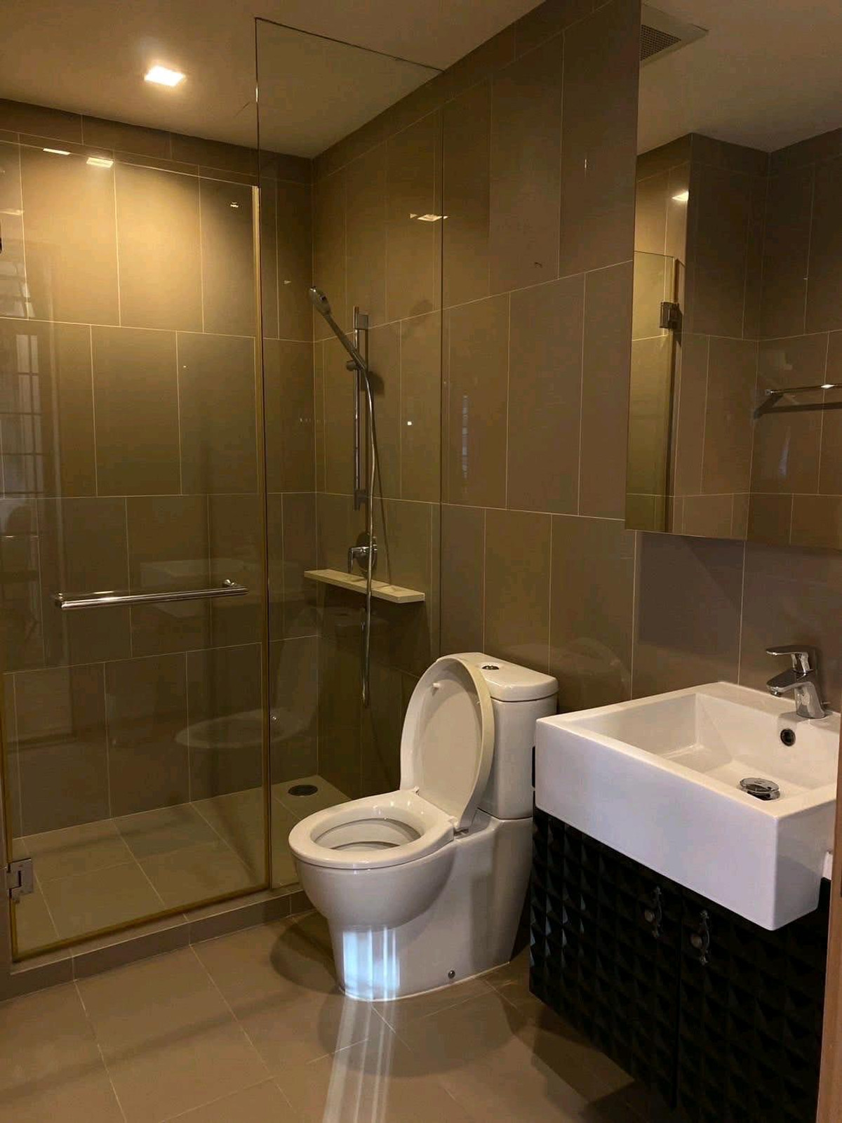 ให้เช่าคอนโดวิทยุ ชิดลม หลังสวน : 📌For RENT เช่า | Prive by Sansiri - 1BR 2BT (104 sqm) 60,000 THB