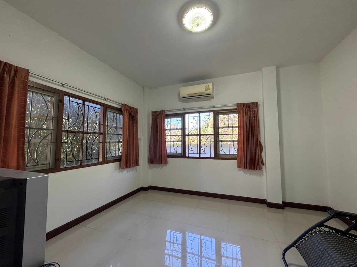 ขายบ้านพัทยา บางแสน ชลบุรี สัตหีบ : บ้านเดี่ยว ใกล้โรงพยาบาลพนัสนิคม ราคาถูกกว่าข้างเคียง