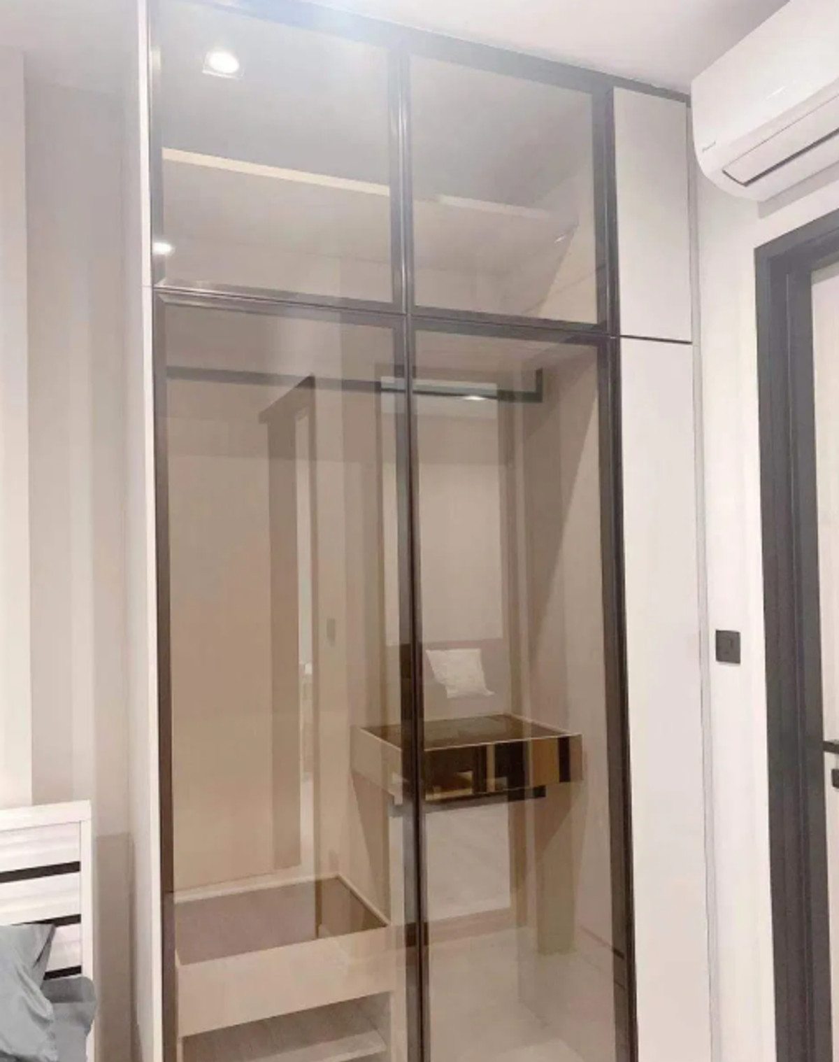 ให้เช่าคอนโดราชเทวี พญาไท : The Room Phayathai 35 sq.m. Please add LINE ID @806qphgn o8415o5483 