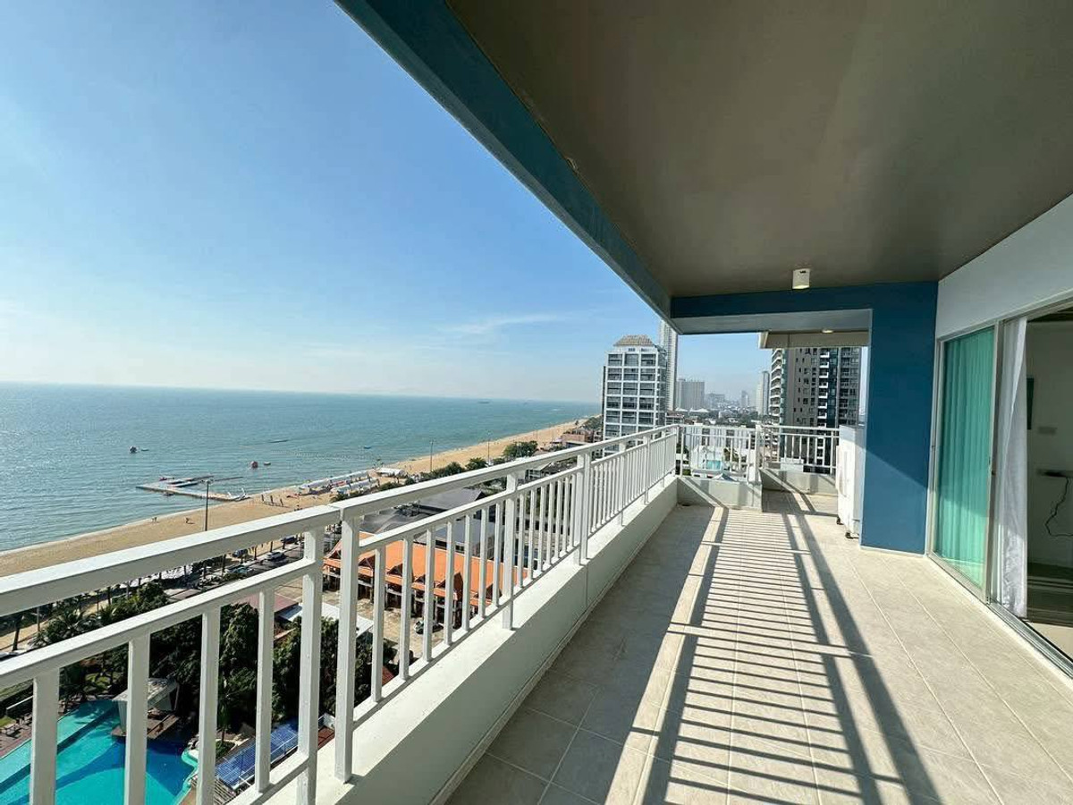For RentCondoPattaya, Bangsaen, Chonburi : Condo for rent, Lumpini Park Beach, Jomtien, 3 bedrooms, large room, 153 sq m, full sea view.
