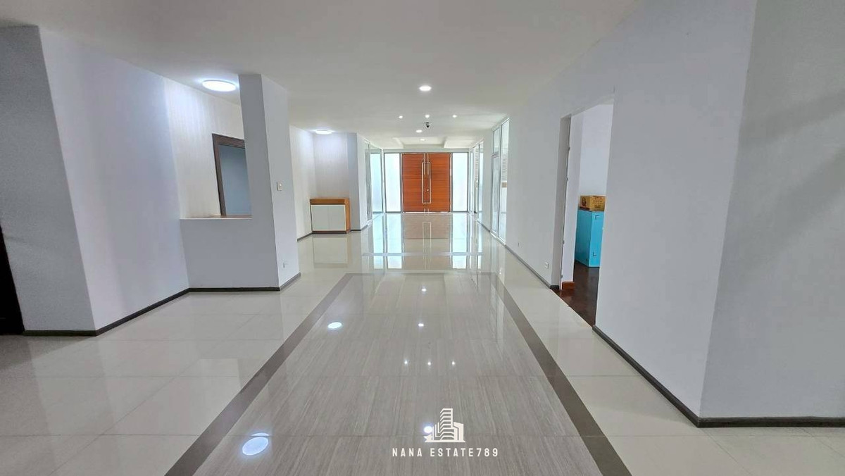 ขายโฮมออฟฟิศลาดกระบัง สุวรรณภูมิ : บ้านเดี่ยว/Home office ขนาดใหญ่ รีโนเวทพร้อมเข้าอยู่ 193.9 ตร.ว พท.ใช้สอยกว่า 1,000 ตร.ม ตรงข้ามสวนหลวงร.9